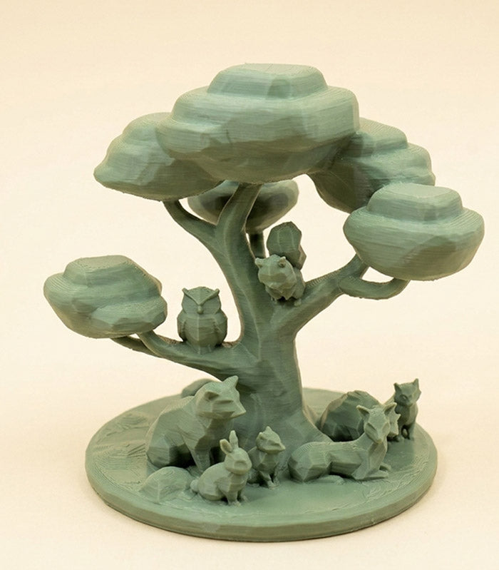 Le Grand Arbre — Tous les habitants de la forêt
